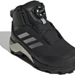 Adidas TERREX Winter Mid Boa Rain.RDY Chaussures de randonnée Enfant, noir